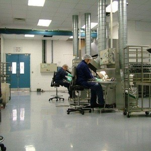 Piso epoxi condutivo