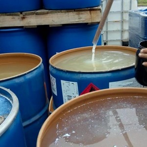 Recuperação de solvente sujo